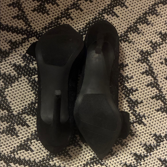 Elegant Black Lace w Bow Heels Lauren Conrad Woman’s 7.5 Pump NWOB - Picture 5 of 7